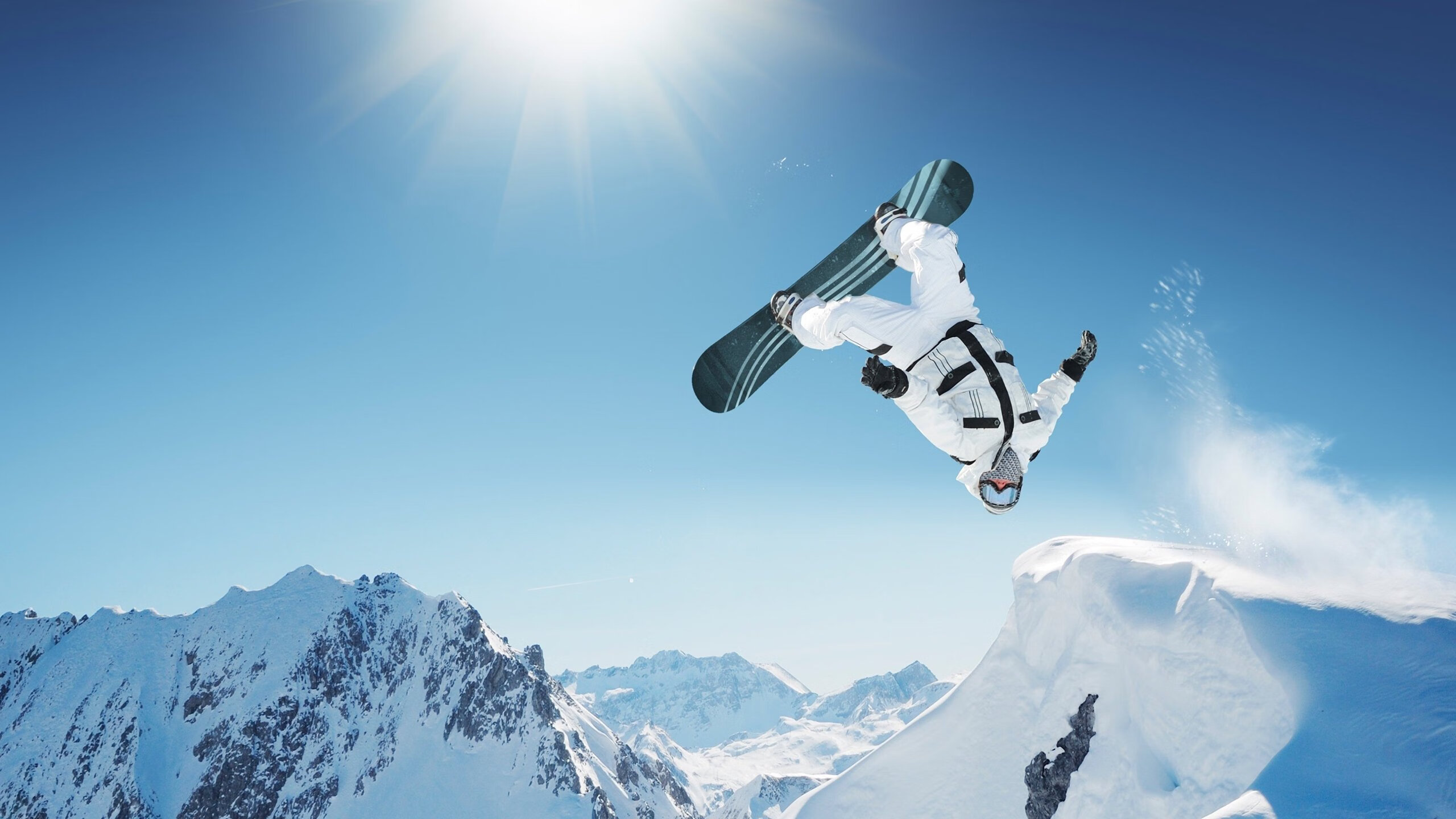 尼克斯球迷为球队连胜狂欢，主场气氛爆棚，尼克斯队的比赛