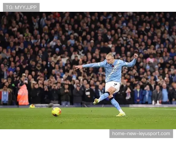 哈兰德挑战C罗141球记录，历史最佳射手之争升温，哈兰德精彩进球